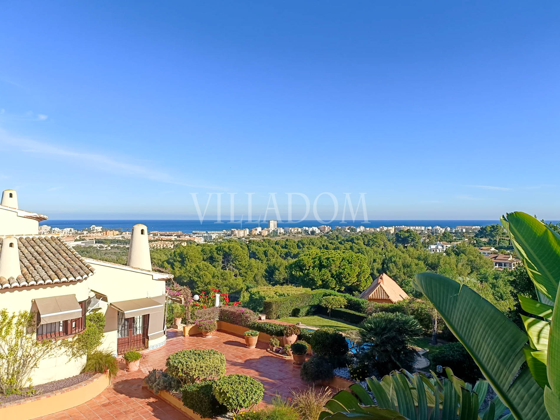 Villa met karakter und uitzicht op zee in de buurt van het strand Arenal Jávea