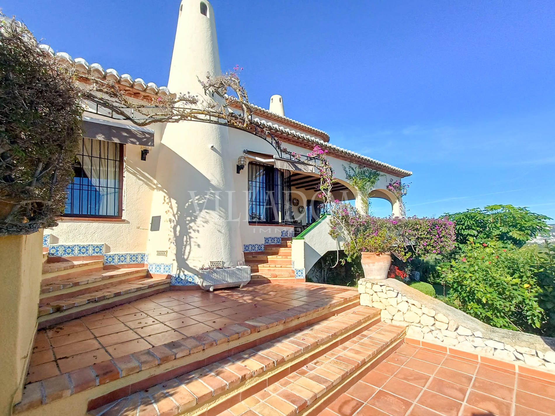 Villa met karakter und uitzicht op zee in de buurt van het strand Arenal Jávea
