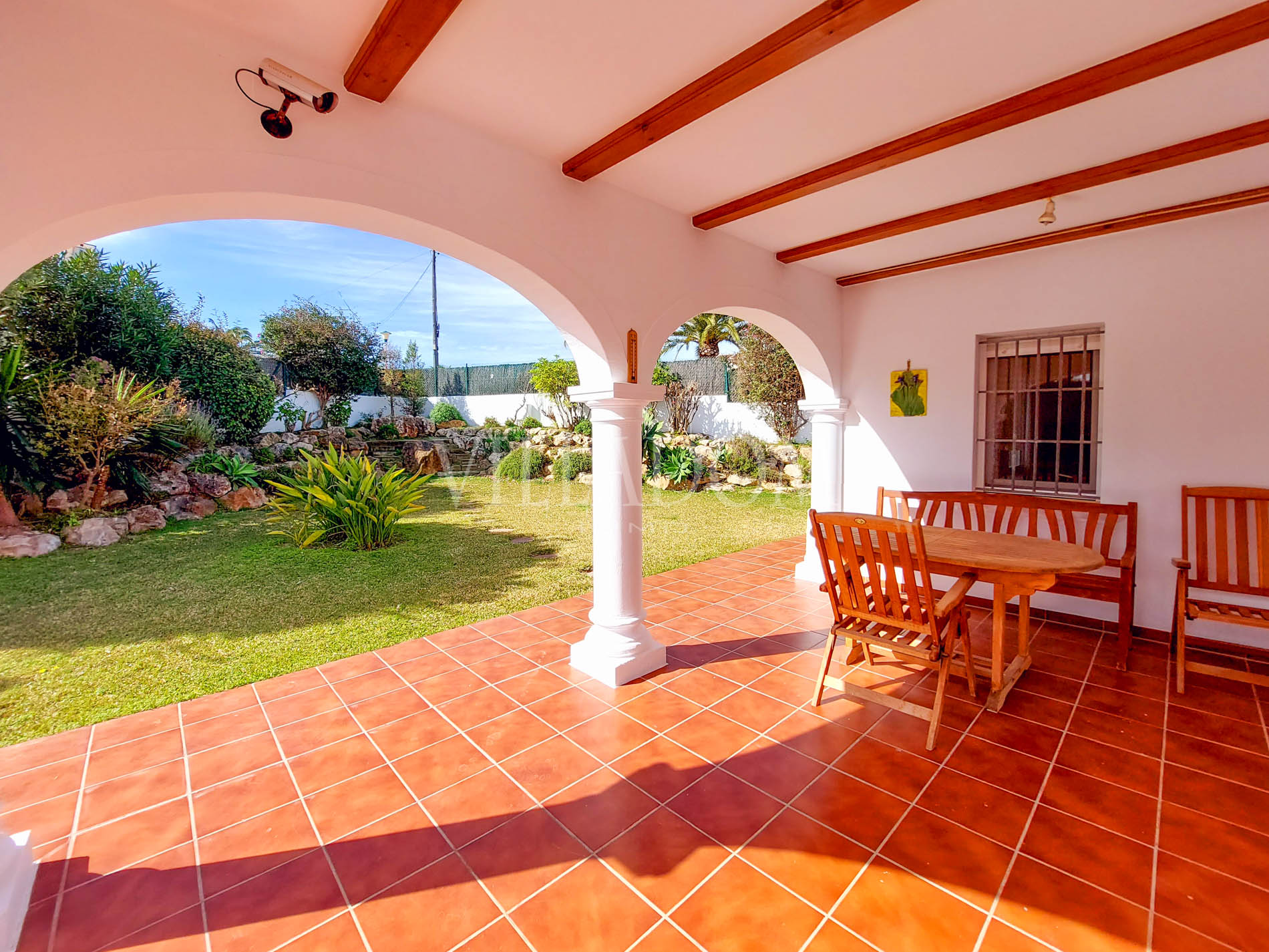 Villa met uitzicht op zee en Montgó in de buurt van het strand van Arenal
