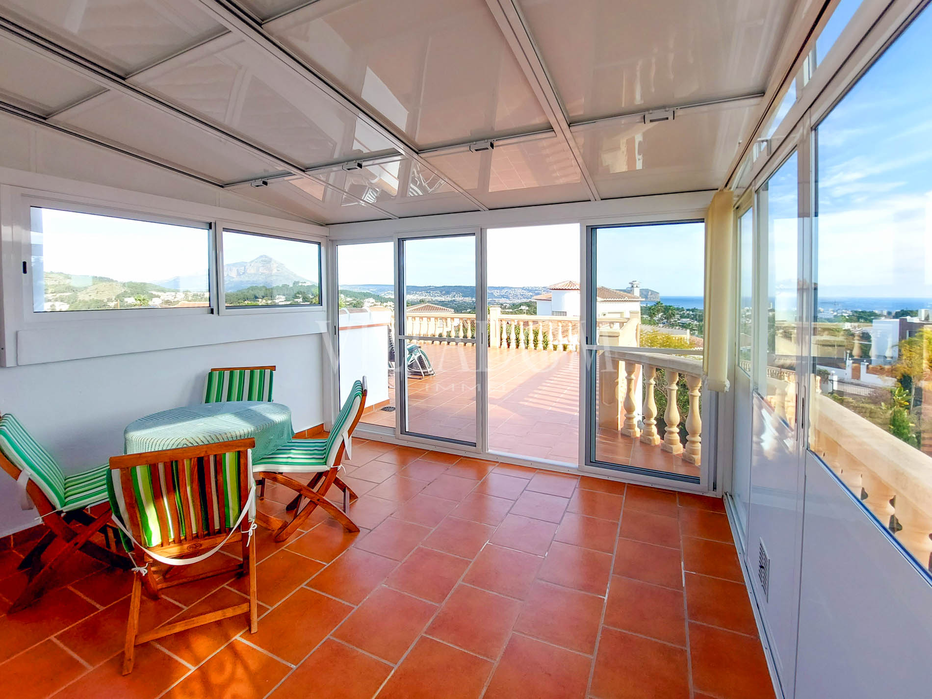 Villa met uitzicht op zee en Montgó in de buurt van het strand van Arenal