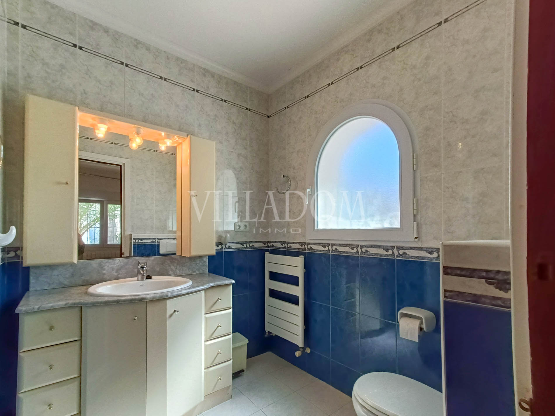 Villa met zeezicht te koop in Javea